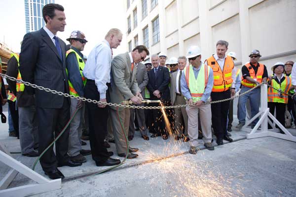 Public Outreach Program and Replacement of the West Approach of the Oakland Bay Bridge