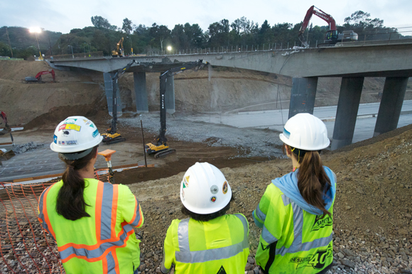 CA: I-405-Sepulveda Pass Project ¬– Mulholland Bridge Demolition (aka: Carmageddon)
