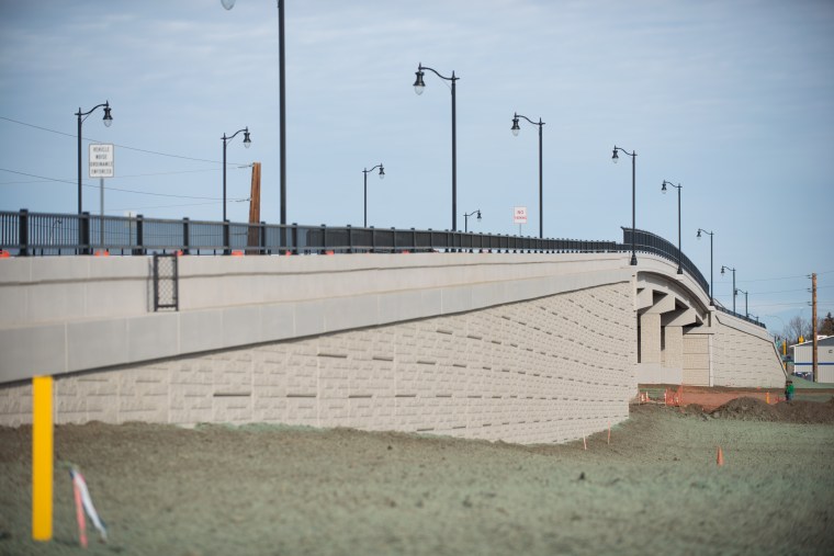 North Dakota DOT's Dickinson State Avenue Railroad Bridge.jpg